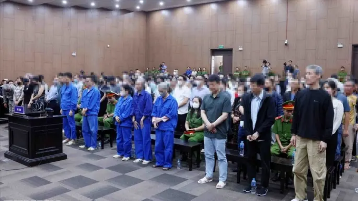 Thủ đoạn lôi kéo con bạc vụ án tại CLB King Club